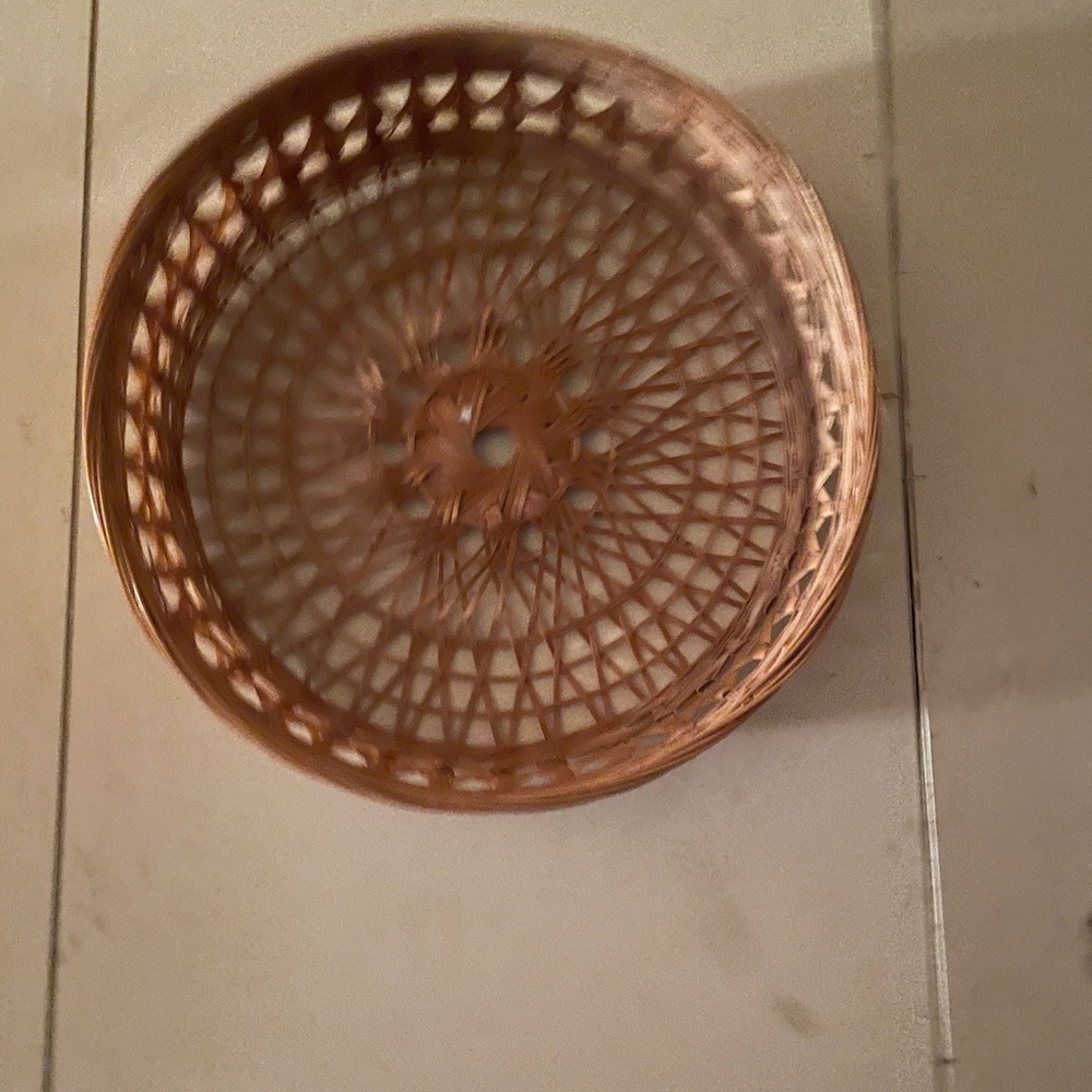 Wicker items - Picture 16 of 16